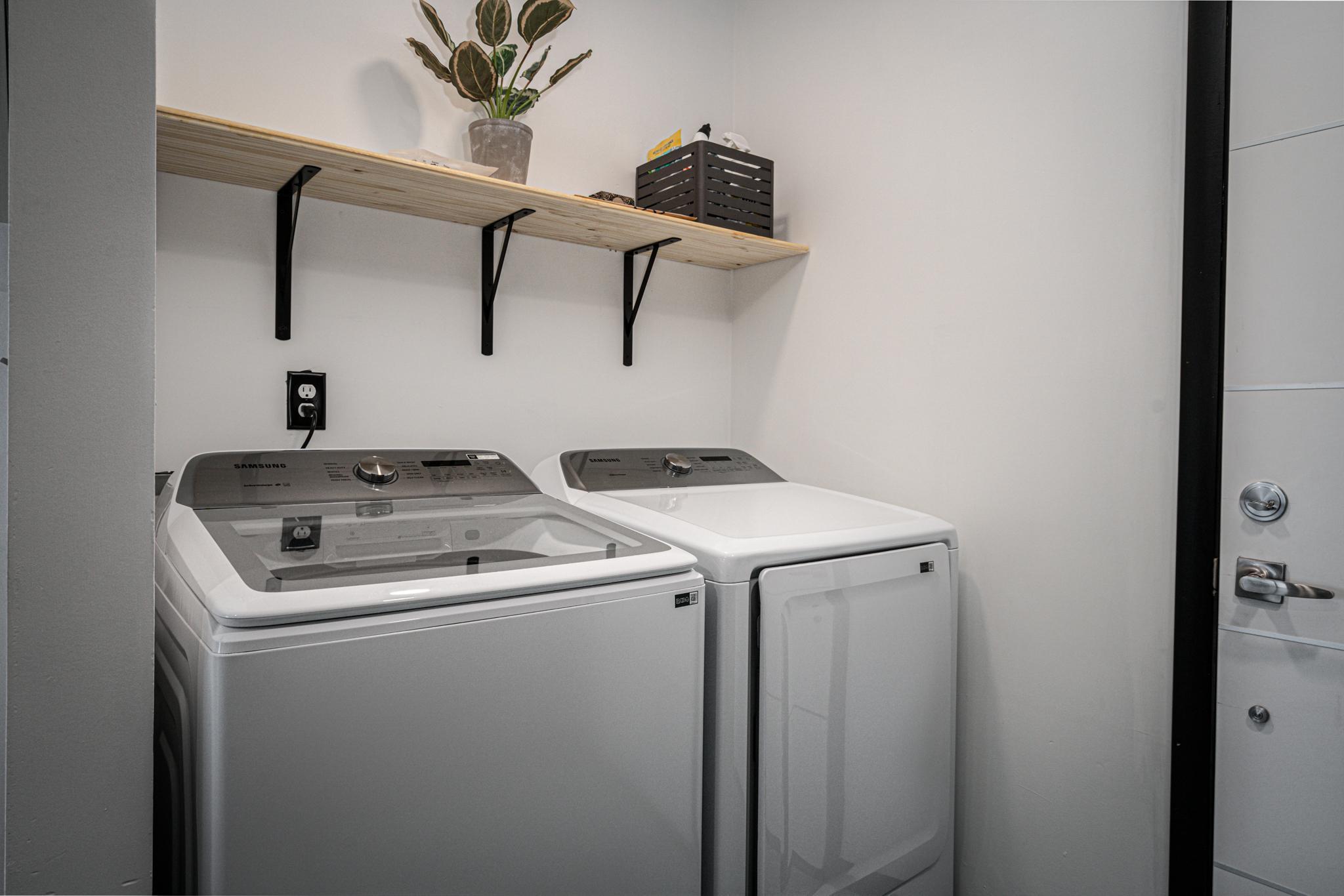 Modern 3 BR Home photo 18